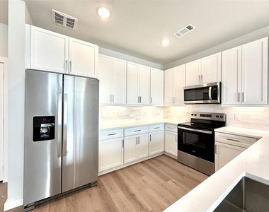 2239 Moonflower Court - Photo Thumbnail 22