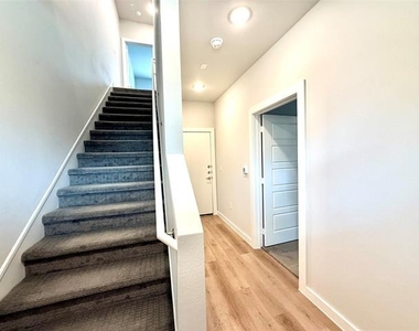 2239 Moonflower Court - Photo Thumbnail 9