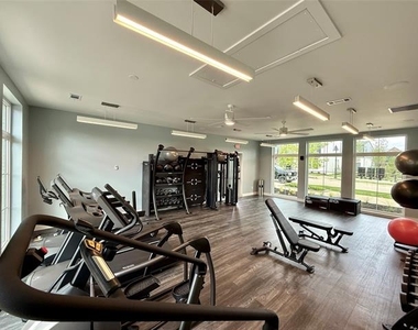 2239 Moonflower Court - Photo Thumbnail 34