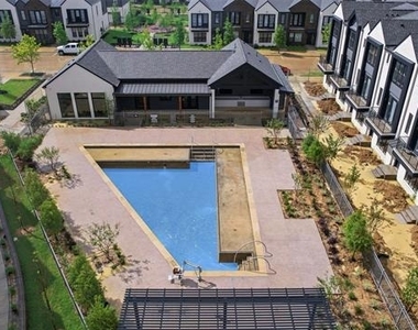 2217 Reserve Way - Photo Thumbnail 2