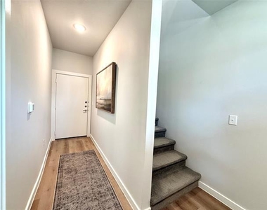 2217 Reserve Way - Photo Thumbnail 20