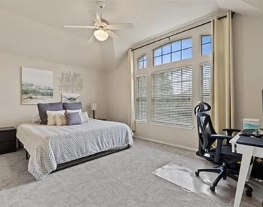 2051 Chisholm Trail - Photo Thumbnail 14