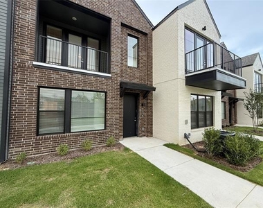 2219 Reserve Way - Photo Thumbnail 4