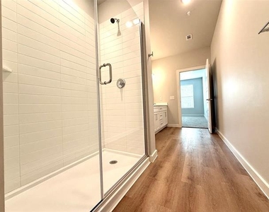 2219 Reserve Way - Photo Thumbnail 24