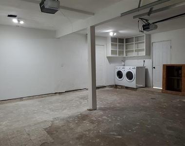 3703 Byrd Drive - Photo Thumbnail 19