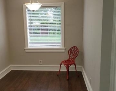 3703 Byrd Drive - Photo Thumbnail 4