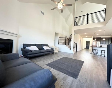 1225 Indianola Trail - Photo Thumbnail 2