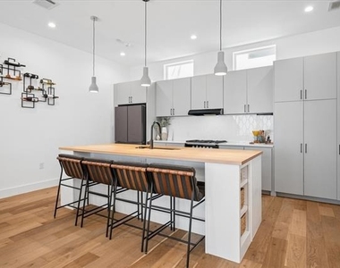236 Melba Street - Photo Thumbnail 10