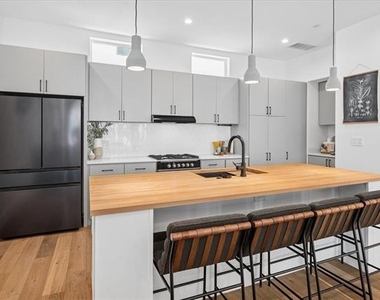 236 Melba Street - Photo Thumbnail 12
