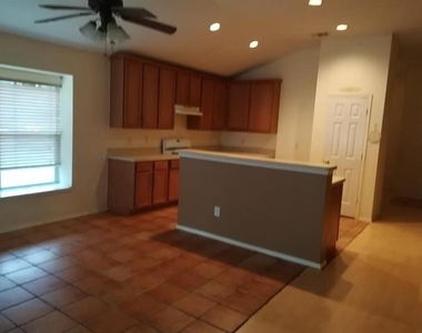 9321 Vernon Court - Photo Thumbnail 4