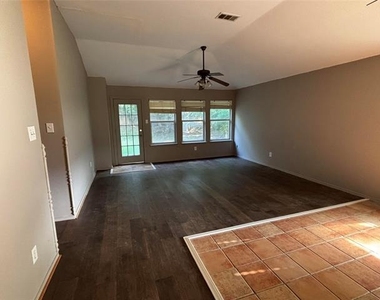 9321 Vernon Court - Photo Thumbnail 6