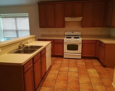 9321 Vernon Court - Photo Thumbnail 3