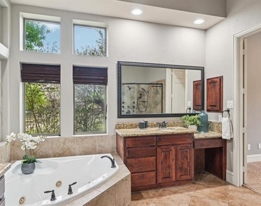 920 Norma Lane - Photo Thumbnail 24