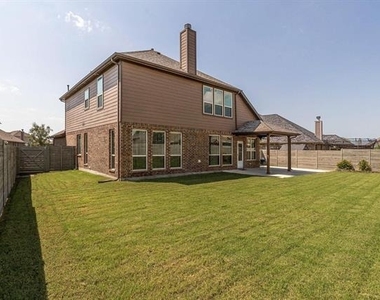 1824 Sparrow Street - Photo Thumbnail 30
