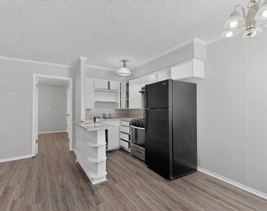 1585 N Mill Street - Photo Thumbnail 8