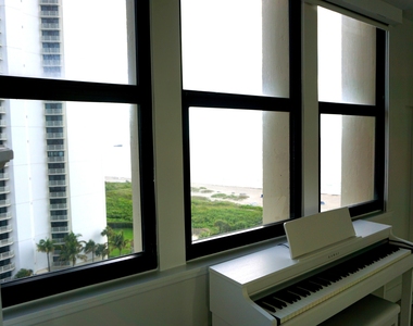 2800 N Ocean Drive - Photo Thumbnail 12