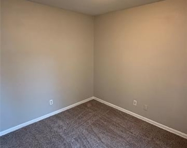 7425 Van Natta Lane - Photo Thumbnail 12