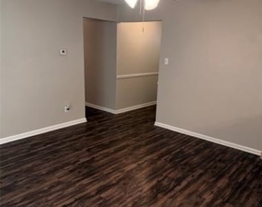 7425 Van Natta Lane - Photo Thumbnail 4