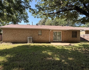 7425 Van Natta Lane - Photo Thumbnail 21