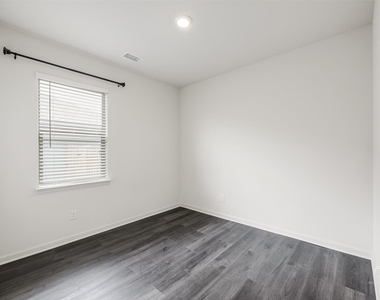 13616 Musselshell Drive - Photo Thumbnail 16