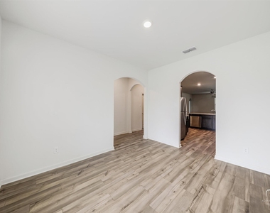 13616 Musselshell Drive - Photo Thumbnail 3
