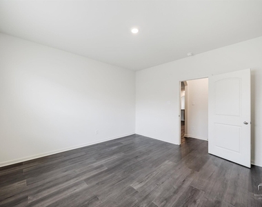 13616 Musselshell Drive - Photo Thumbnail 12