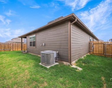 13616 Musselshell Drive - Photo Thumbnail 21