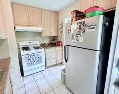10640 Aledo Drive - Photo Thumbnail 3