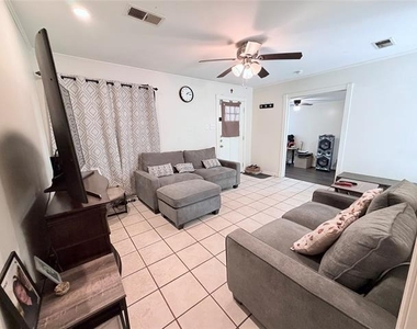 10640 Aledo Drive - Photo Thumbnail 15