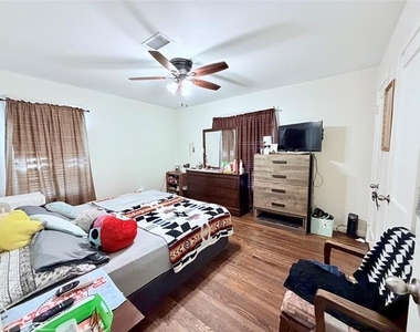 10640 Aledo Drive - Photo Thumbnail 10