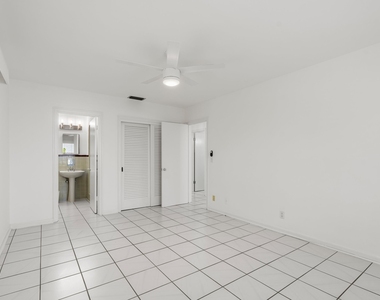 360 Palmetto Street - Photo Thumbnail 21