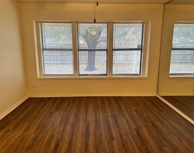 249 Stallion Drive - Photo Thumbnail 16