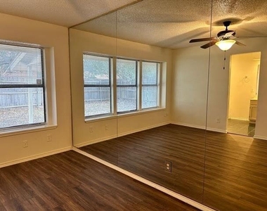249 Stallion Drive - Photo Thumbnail 15