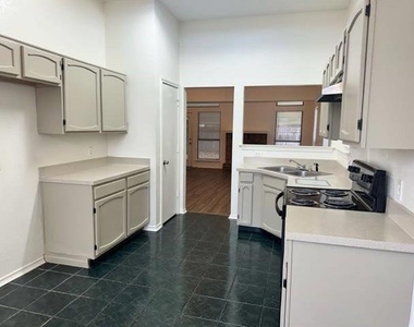 249 Stallion Drive - Photo Thumbnail 11