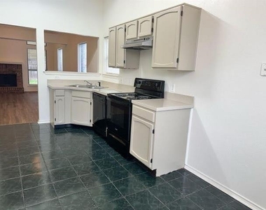 249 Stallion Drive - Photo Thumbnail 10