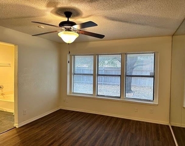 249 Stallion Drive - Photo Thumbnail 14