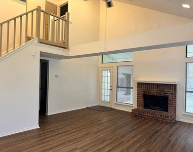 249 Stallion Drive - Photo Thumbnail 4