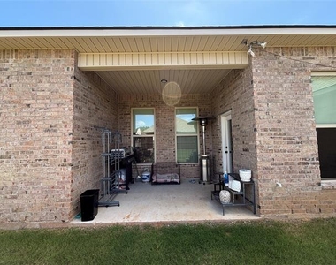 215 Norwell Lane - Photo Thumbnail 14