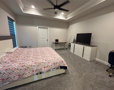 215 Norwell Lane - Photo Thumbnail 10