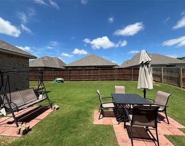 215 Norwell Lane - Photo Thumbnail 15