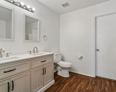 2217 Bradford Pear Drive - Photo Thumbnail 12