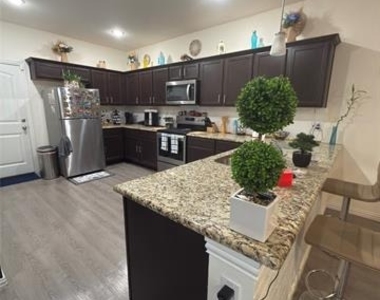 4953 Ben Casey Court - Photo Thumbnail 6