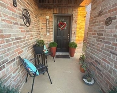 4953 Ben Casey Court - Photo Thumbnail 1