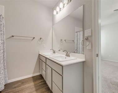 4032 Delta Drive - Photo Thumbnail 15