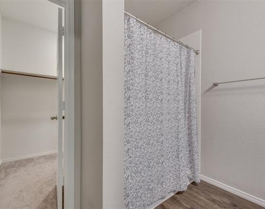 4032 Delta Drive - Photo Thumbnail 19