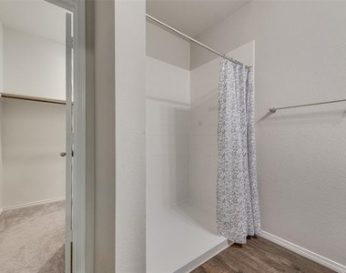 4032 Delta Drive - Photo Thumbnail 14