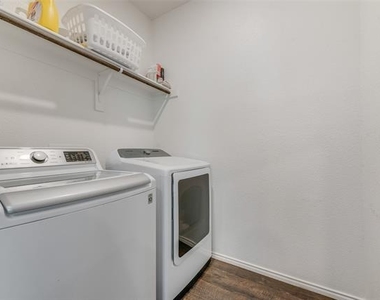 4032 Delta Drive - Photo Thumbnail 24