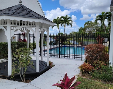 12574 Westhampton Circle - Photo Thumbnail 12