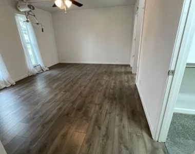 1550 College Parkway - Photo Thumbnail 7