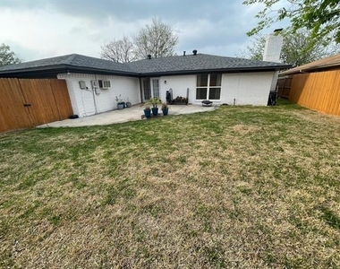 1550 College Parkway - Photo Thumbnail 3